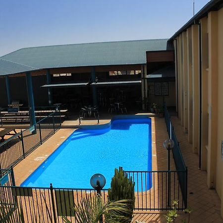 Ningaloo Coral Bay Backpackers Vandrarhem Exteriör bild